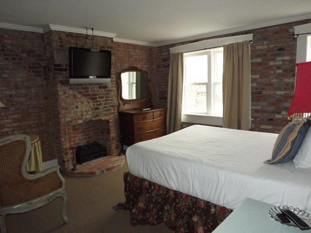 William Watson Hotel (Adults Only) Pittsfield Exterior photo